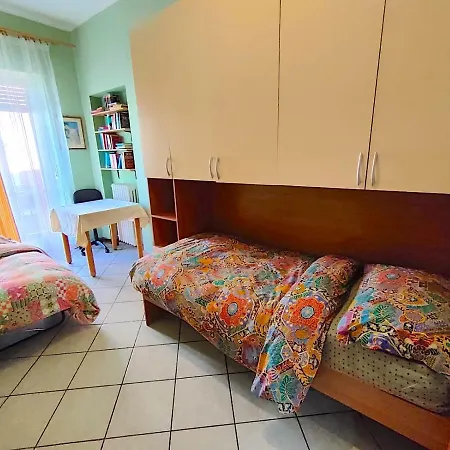 شقة La Capitale Delle Langhe ألبا